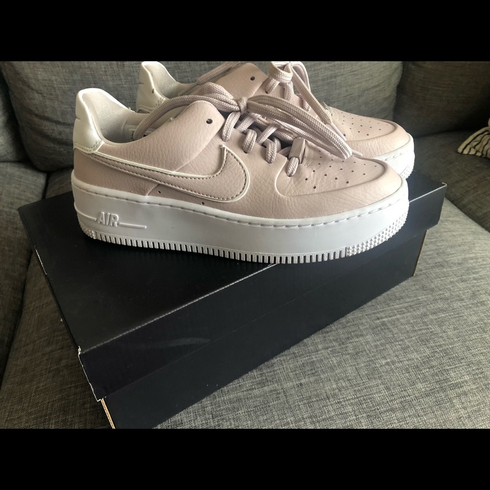 Nike Air Force 1 Size 6.5